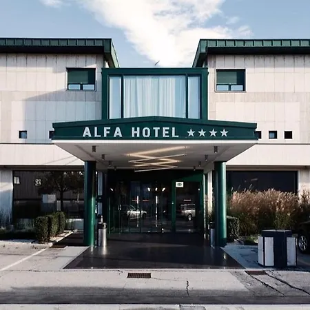 Alfa Fiera ホテル